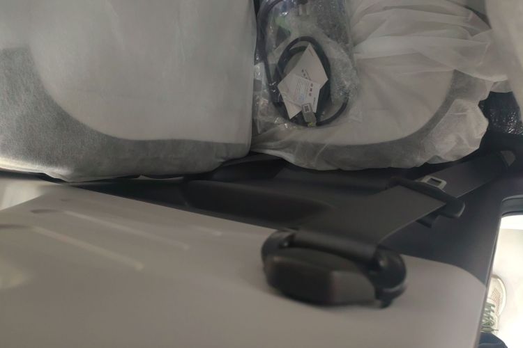 吉利汽车 熊猫 2025款 210km 元气熊中控内饰7006