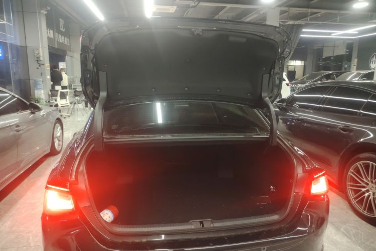 雷克萨斯ES 2025款 300h 臻享版局部细节23