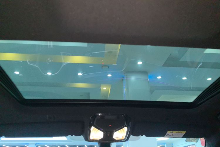 宝马5系(进口) 2022款 改款二 525i M运动套装中控内饰22