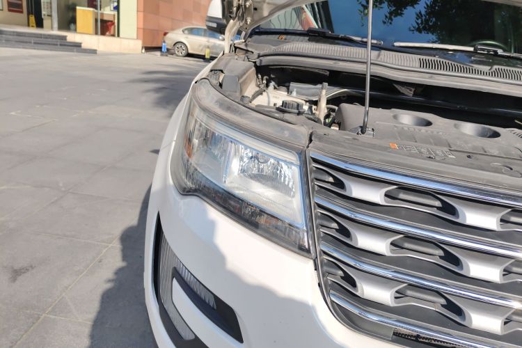 福特 探险者(进口) 2017款 2.3T 精英版车身外观8