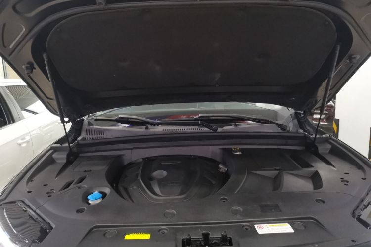 吉利汽车 星越 2019款 改款 350T 耀星者机舱底盘24