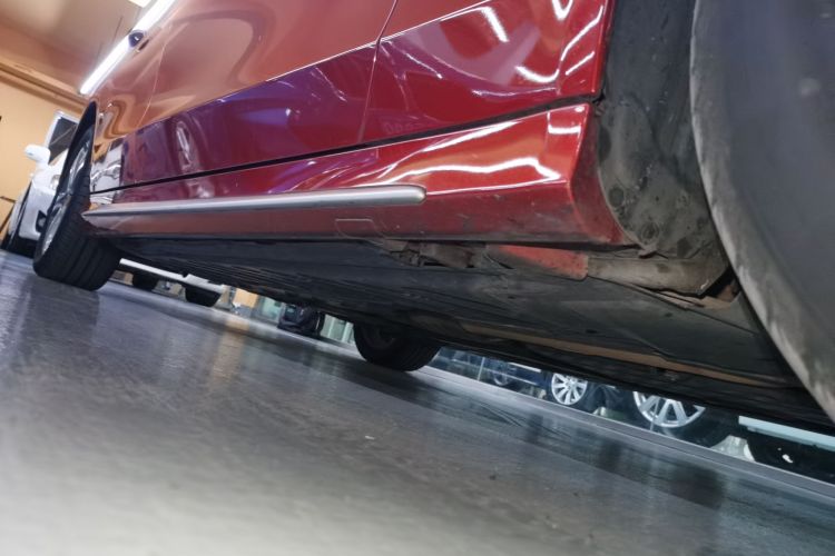 奔驰C级 2019款 改款 C 260 L 运动版局部细节9001