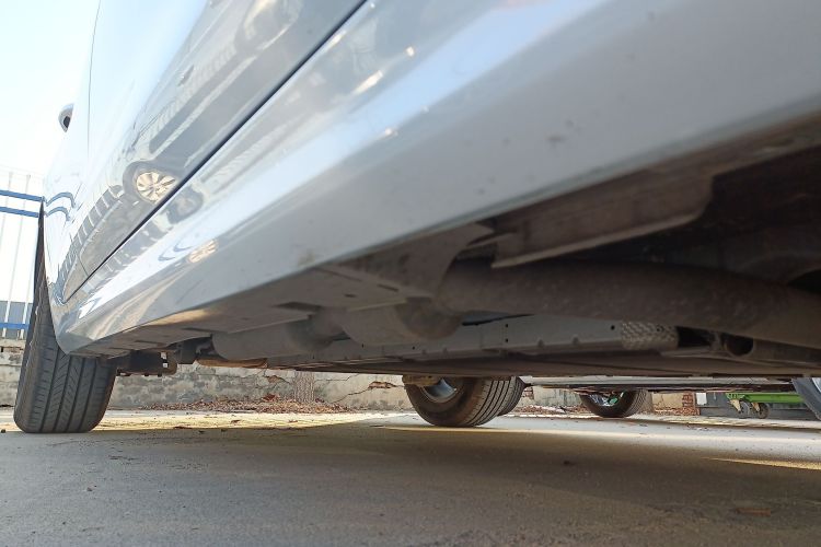 比亚迪 秦PLUS 2024款 荣耀版 DM-i 55KM领先型局部细节9001