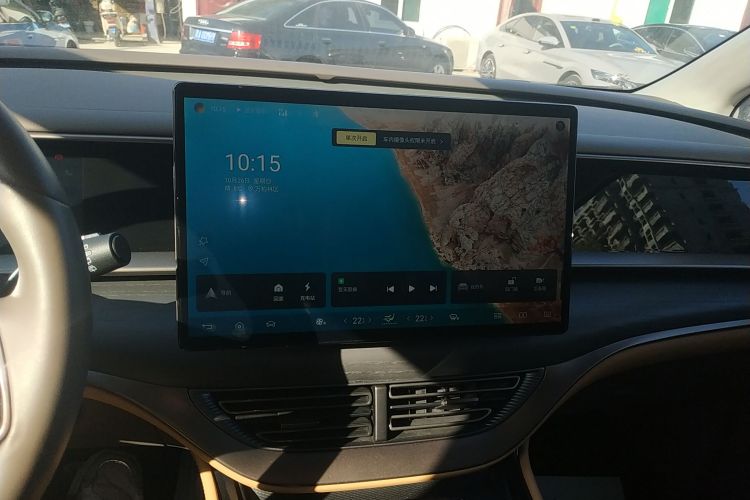 腾势D9 2022款 EV 600 四驱尊荣型中控内饰16