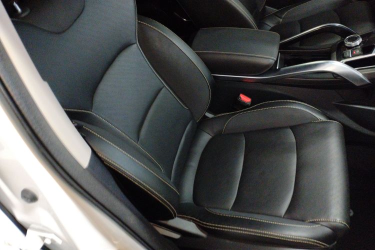 吉利汽车 2022款 博越X 1.8TD DCT智尚型局部细节41