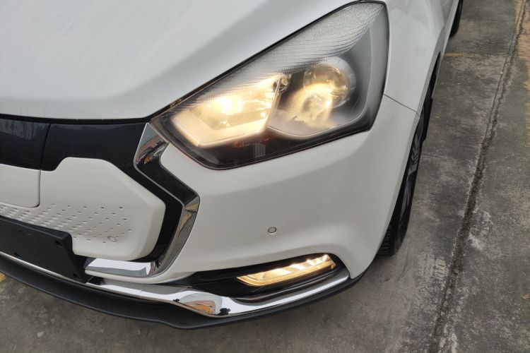 江汽集团 江淮iEV7S 2019款 豪华智尊型精装版局部细节36