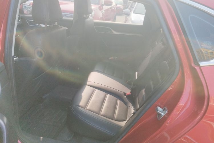 名爵 MG6 2017款 20T 手动豪华智联版 国V中控内饰21