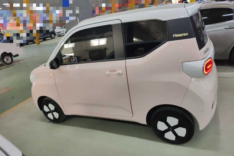 五菱汽车 宏光MINIEV 2024款 第三代 215km 进阶版车身外观4