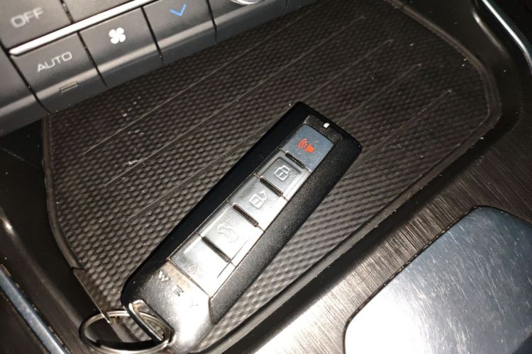 魏牌 VV5 2020款 1.5T 两驱智先锋中控内饰11