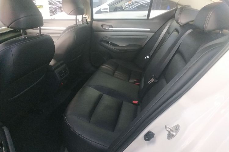 日产 天籁 2022款 2.0L XL-TLS 悦享版中控内饰7004