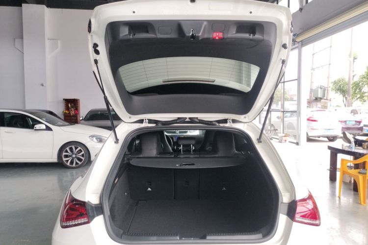 奔驰CLA 2020款 CLA 200 猎跑车局部细节23