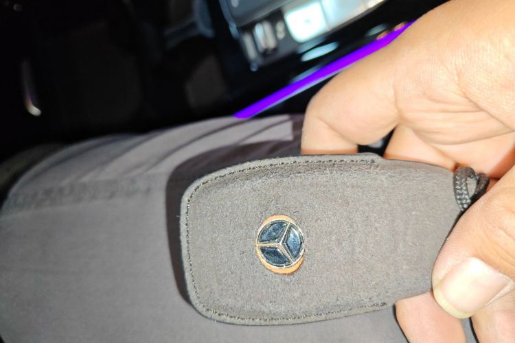 奔驰GLB 2021款 GLB 200 动感型中控内饰7001