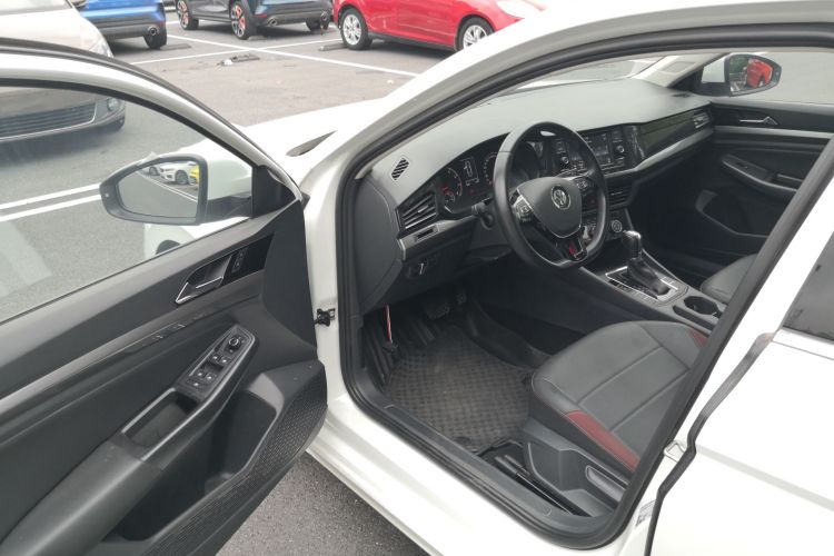 大众 宝来 2020款 1.5L 自动舒适型中控内饰7003