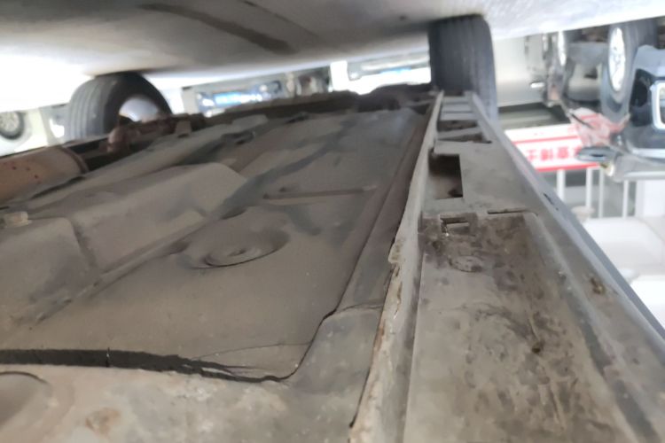 中华V3 2017款 1.5L 自动舒适型局部细节9001