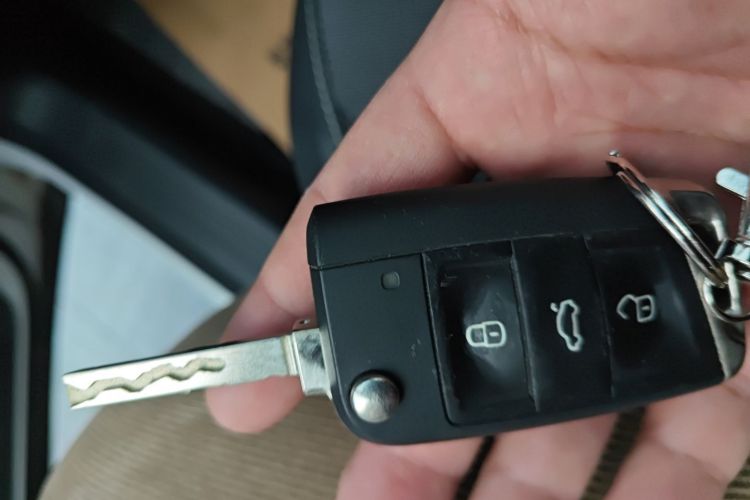 大众 途观L 2022款 330TSI 自动两驱舒享版中控内饰11