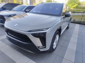 蔚来ES8 2020款 415KM 六座版