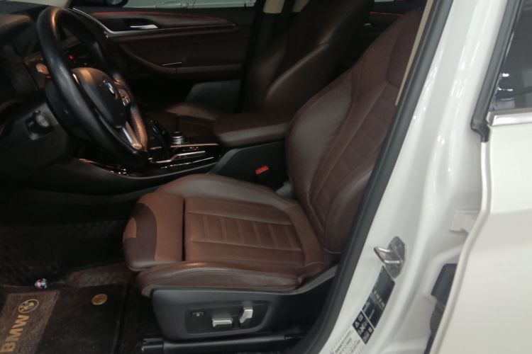 宝马X3 2020款 xDrive28i 豪华套装中控内饰19