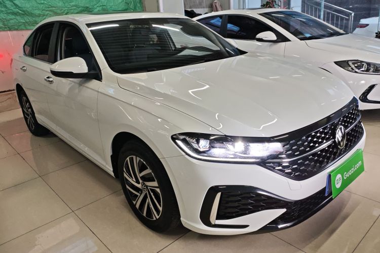 大众 朗逸 2024款 1.5L 自动星空五百万版车身外观3