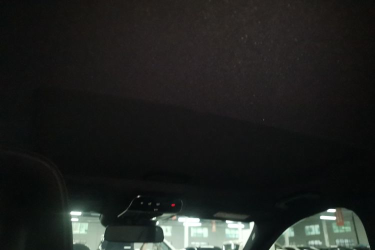 奔驰C级 2023款 改款 C 200 L 运动版中控内饰22