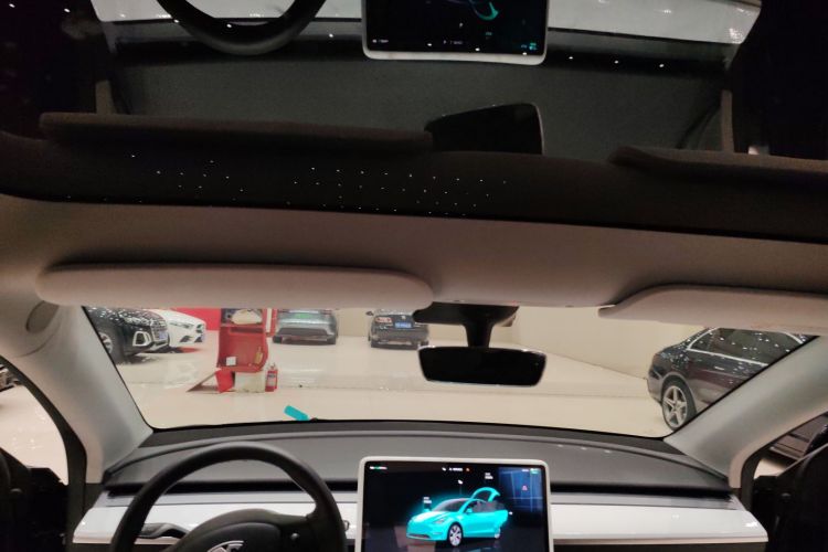 特斯拉 Model Y 2022款 改款 后轮驱动版局部细节22