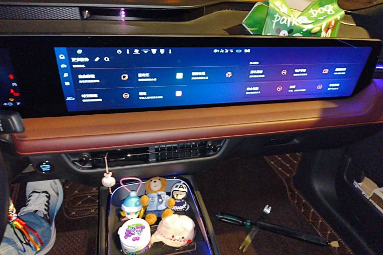 福特 蒙迪欧 2022款 EcoBoost 245 至尊型中控内饰16