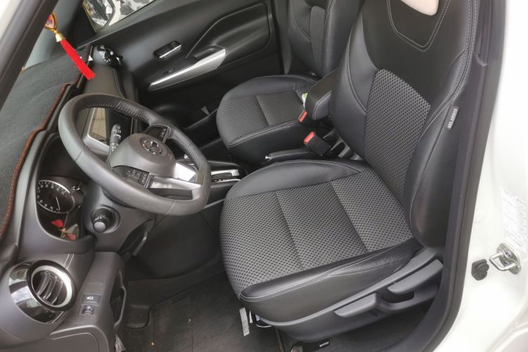 日产 劲客 2018款 1.5L CVT智联豪华版局部细节19