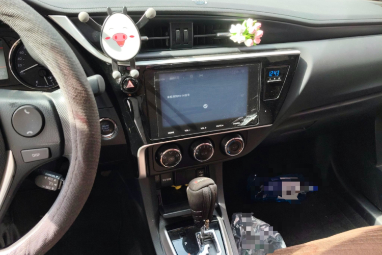 丰田 卡罗拉 2018款 1.2T S-CVT GL-i智辉版中控内饰16