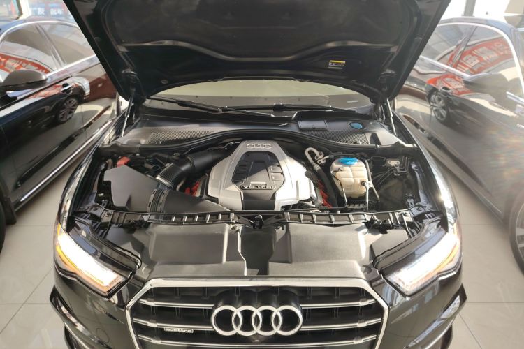 奥迪A6L 2018款 30周年年型 45 TFSI quattro 运动型机舱底盘24