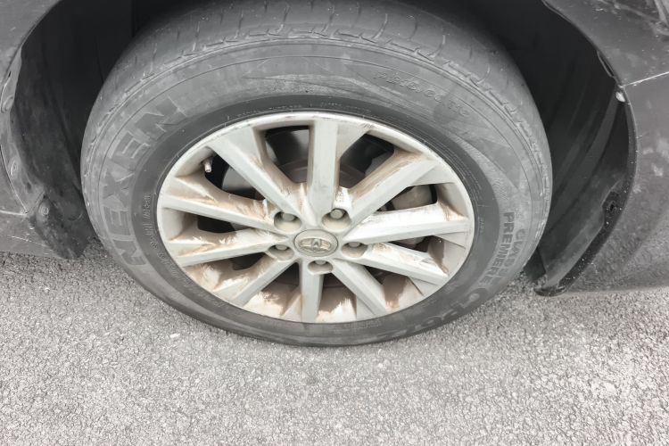 丰田 凯美瑞 2015款 2.0E 精英版车身外观6007