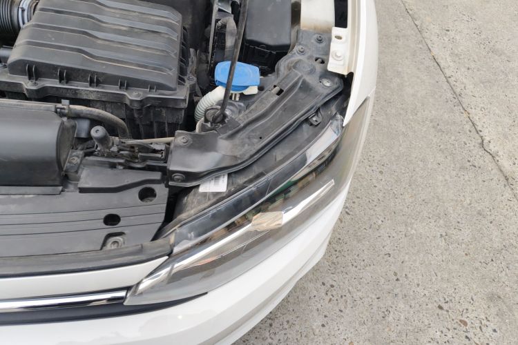 大众 Polo 2021款 Plus 1.5L 自动炫彩科技版局部细节9007