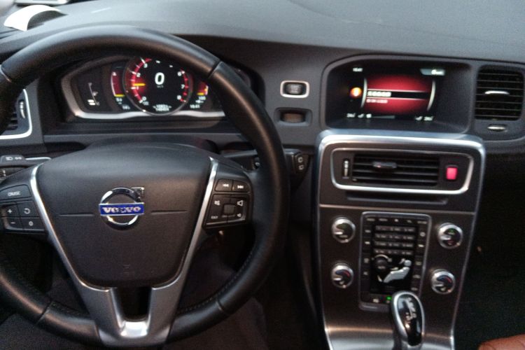 沃尔沃V60 2015款 T5 智雅版局部细节13