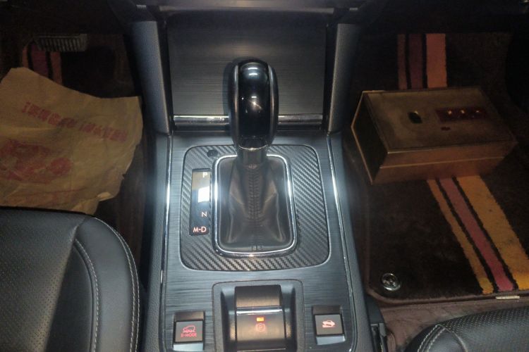 斯巴鲁 傲虎 2017款 2.5i 豪华导航版 EyeSight中控内饰18