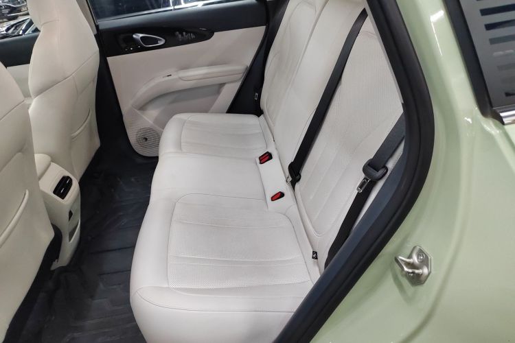 吉利银河 星愿 2025款 UP 410km 探索+版中控内饰21