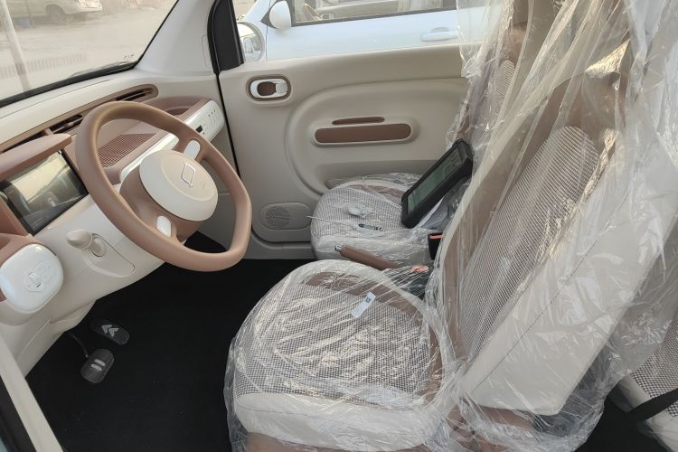 奔腾小马 2026款 222km 萌趣马 Plus中控内饰19