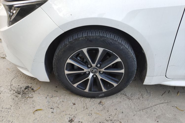 丰田 雷凌 2023款 TNGA 1.5L CVT进取版车身外观6007