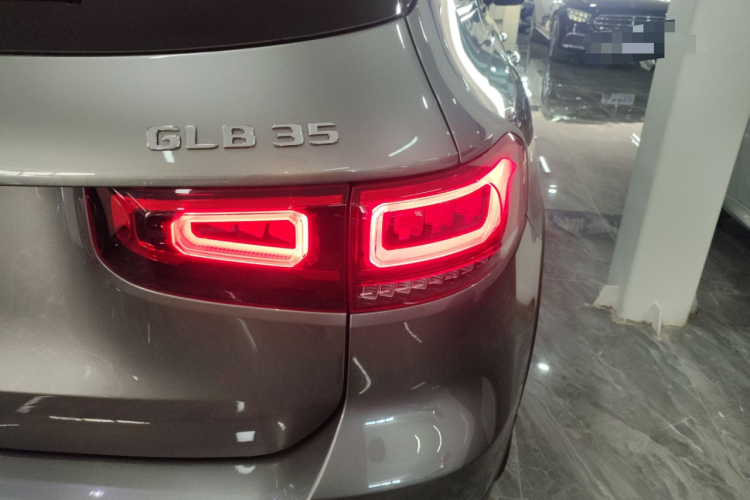 奔驰GLB AMG 2021款 改款 AMG GLB 35 4MATIC车身外观6005