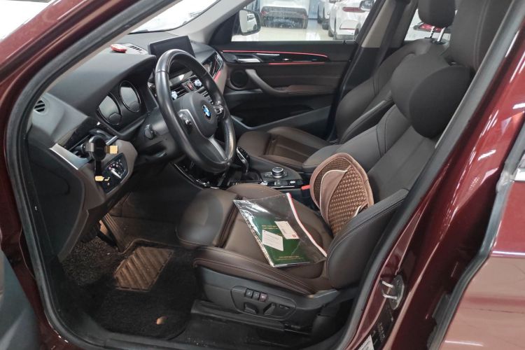 宝马X1 2020款 sDrive20Li 尊享型中控内饰19