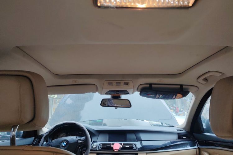 宝马5系 2011款 520Li 典雅型局部细节22