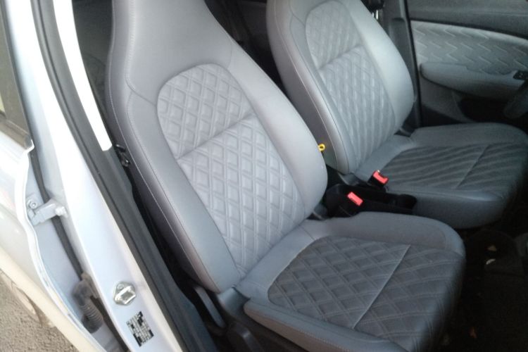 零跑汽车 零跑T03 2022款 星钻版局部细节41