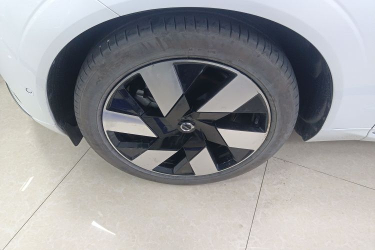 沃尔沃XC60新能源 2024款 T8 插电混动 长续航四驱智雅豪华版车身外观6007