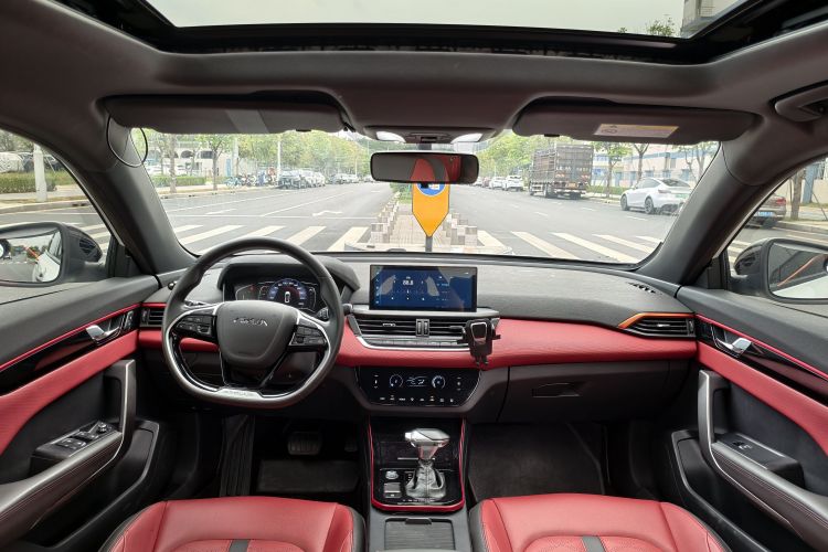 东风风神 奕炫 2021款 230T 自动追影骑士版中控内饰7002