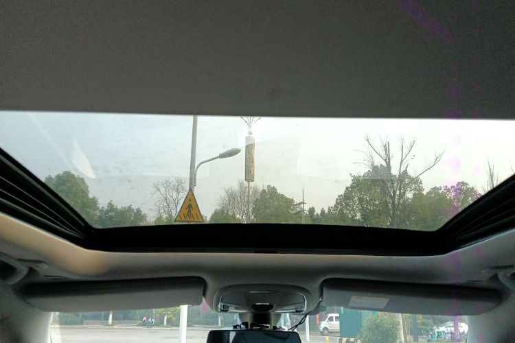 Jeep 自由光 2019款 2.0T 两驱智享版 国VI中控内饰22