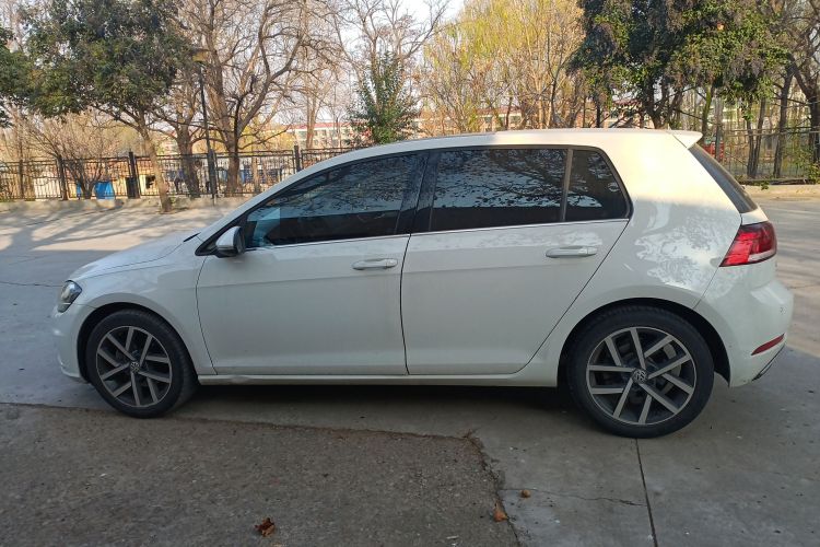 大众 高尔夫 2020款 挚爱版 280TSI DSG舒适型车身外观6003