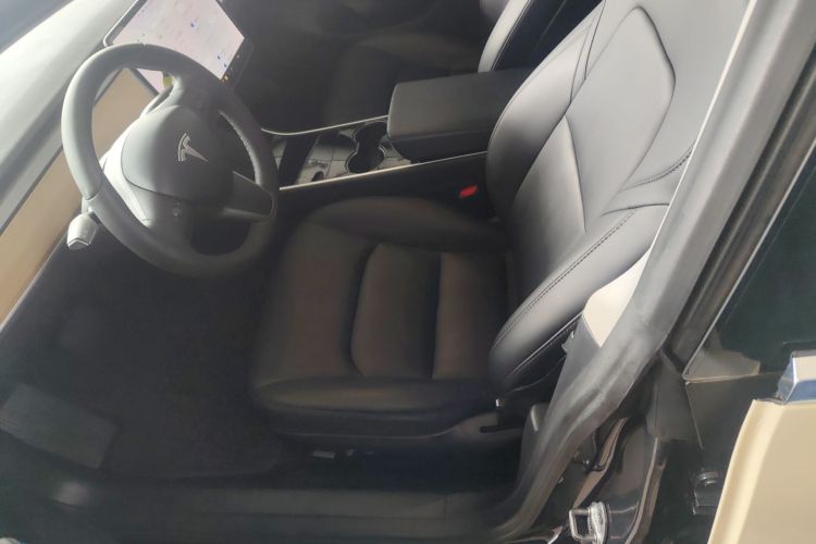 特斯拉 Model 3 2019款 标准续航后驱升级版局部细节19