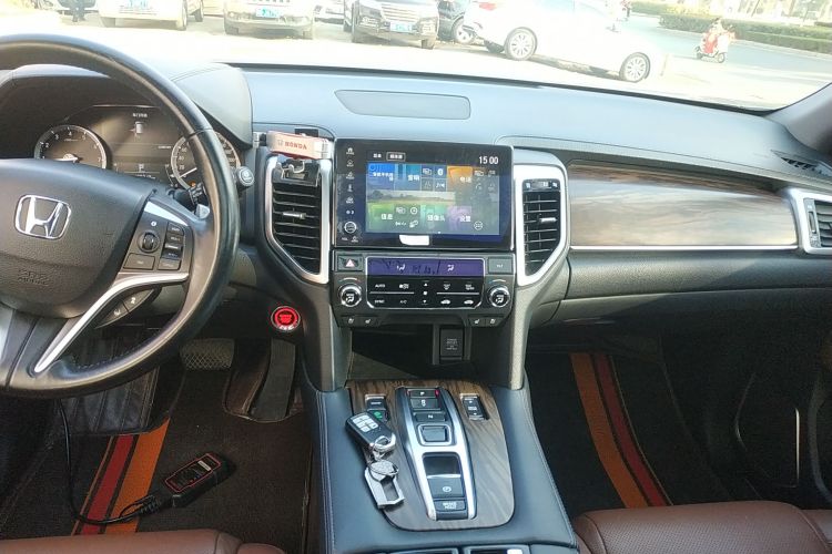 本田UR-V 2017款 370TURBO 四驱尊耀版 国V中控内饰16