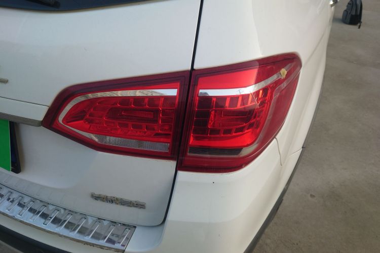 哈弗H6 2018款 运动版 1.5T 自动两驱精英型 国V车身外观9