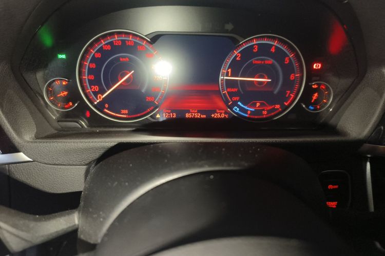 宝马3系 2019款 320Li M运动套装中控内饰15