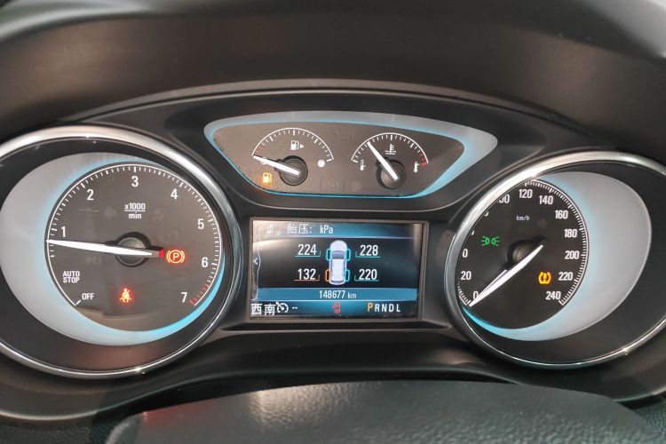 别克 昂科威 2016款 28T 四驱精英型中控内饰14