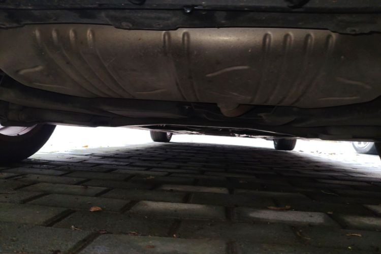 奔驰A级 2019款 改款 A 200 L 运动轿车局部细节9006