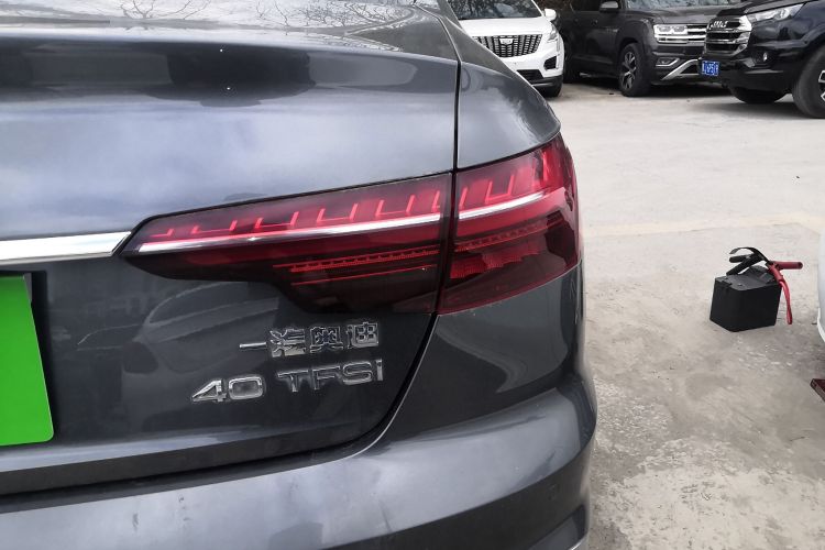 奥迪A4L 2020款 40 TFSI 时尚动感型车身外观9